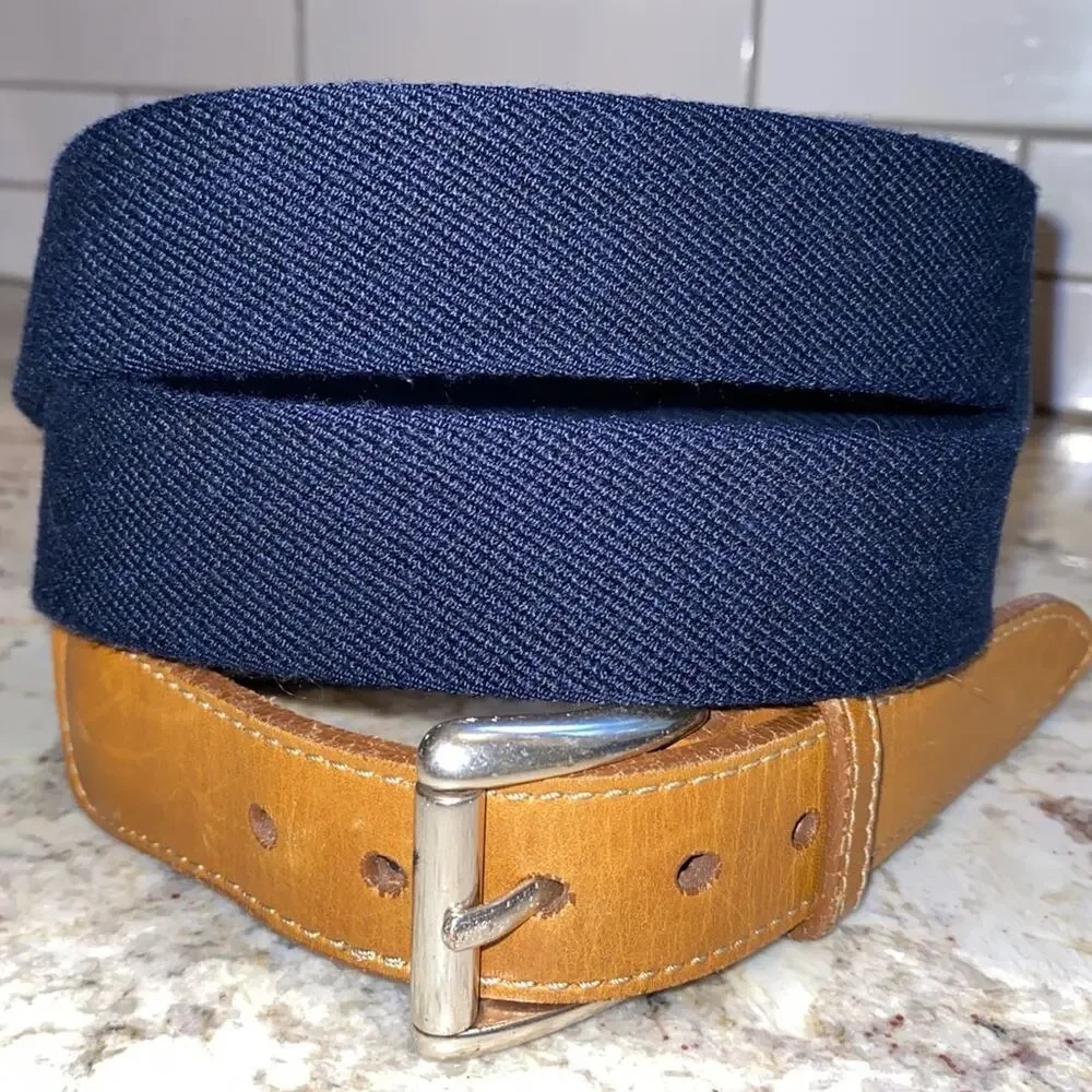 LL Bean $69 Leather Stretch Canvas Silver Mens Preppy Belt Fits XL 48”-51” EUC